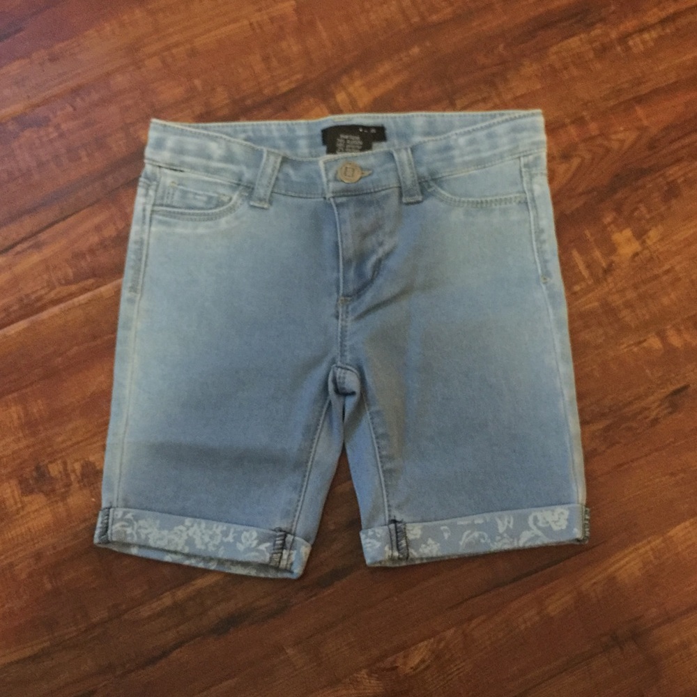 Bermuda denim shorts